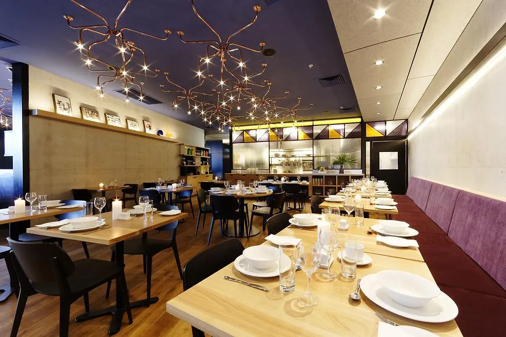 Alpha Mosaic Hotel Fortitude Valley Brisbane 4*,  Australia